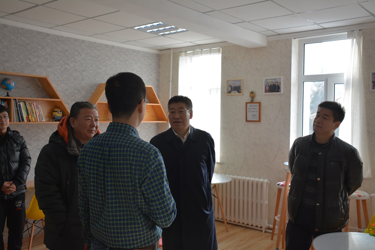 1449566477817130.jpg 010.jpg